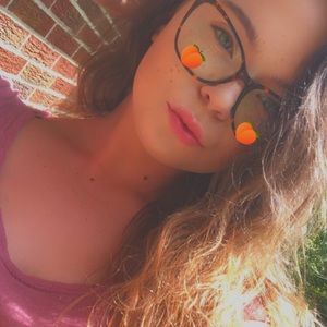 Meet your Posher, Brianna